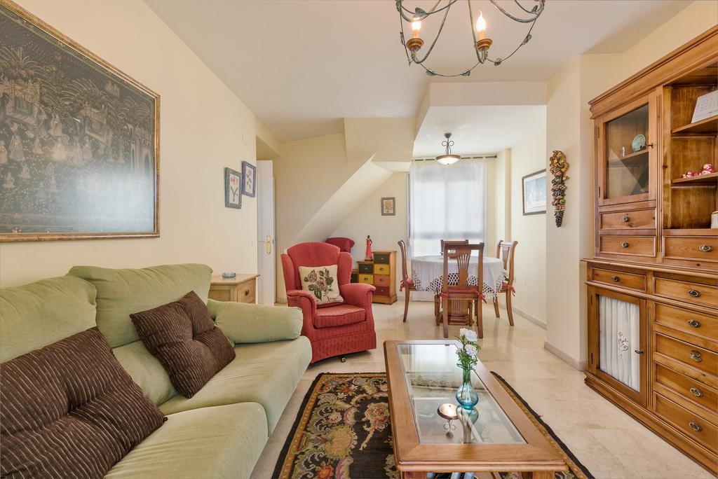 Ferienwohnung Atico La Marina Marbella Exterior foto